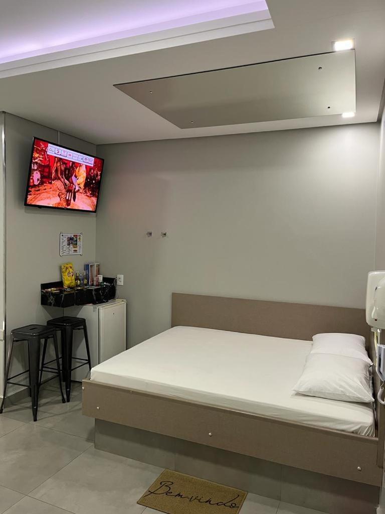 Motel Drive In T - Prolongamento Da Avenida Getulio Vargas Facil Acesso Ao Shopping Patio Chapecó מראה חיצוני תמונה
