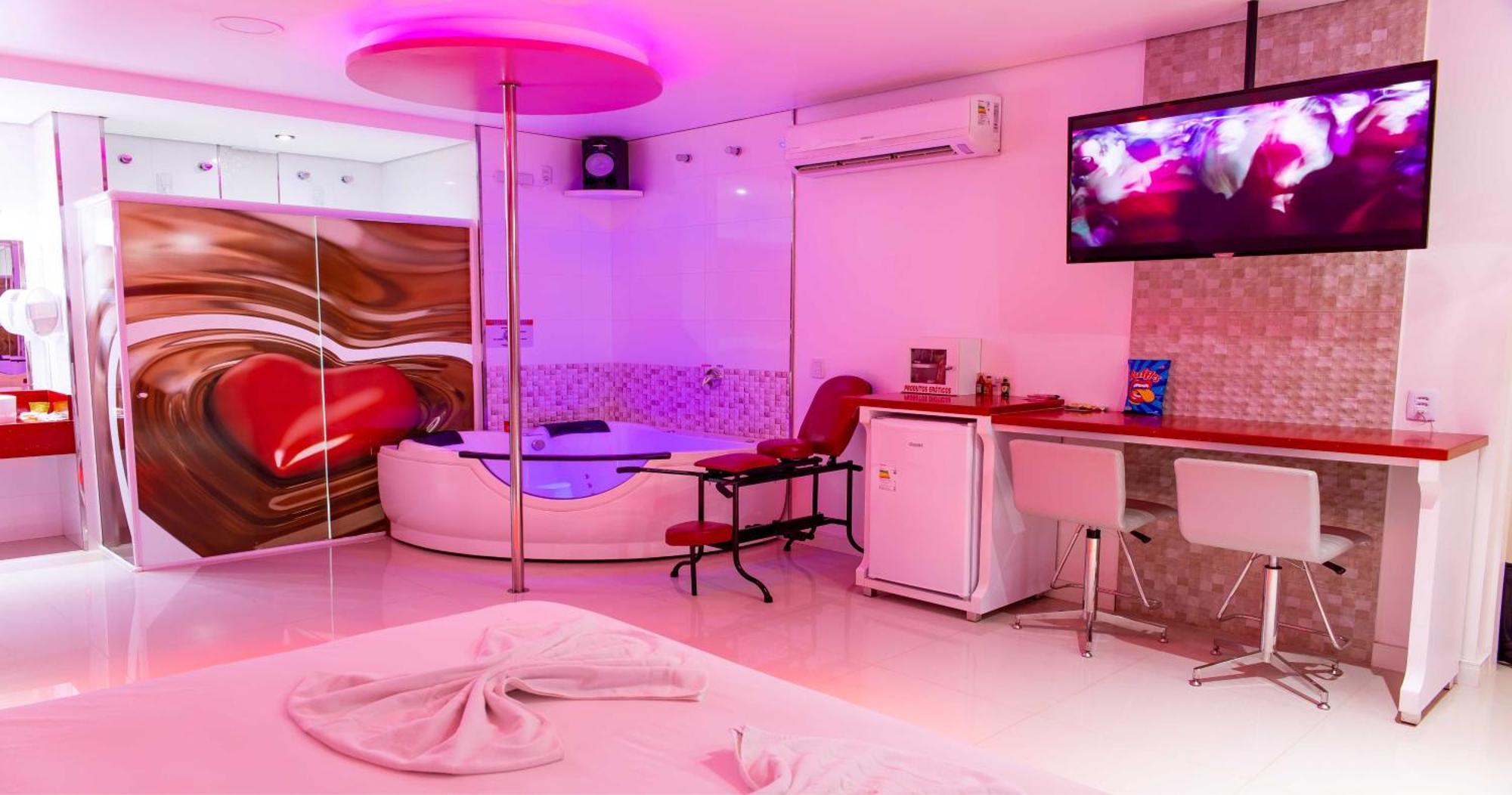 Motel Drive In T - Prolongamento Da Avenida Getulio Vargas Facil Acesso Ao Shopping Patio Chapecó מראה חיצוני תמונה